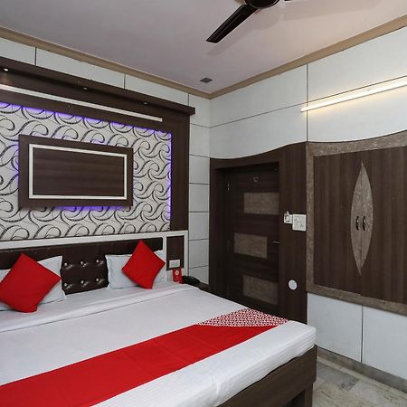 Hotel O Vanshika Agra  Kültér fotó
